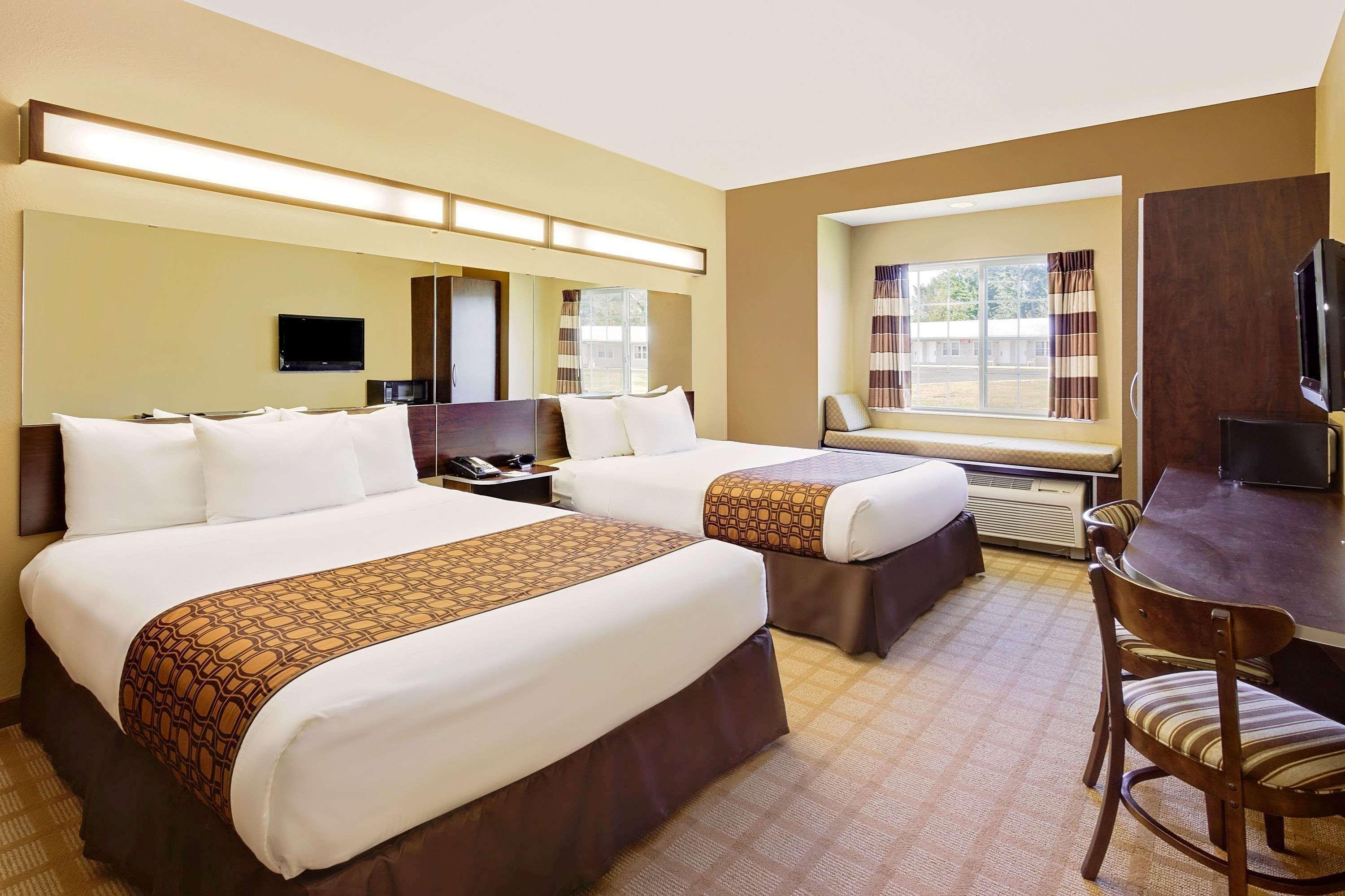 Microtel Inn&Suites by Wyndham Prairie du Chien Extérieur photo