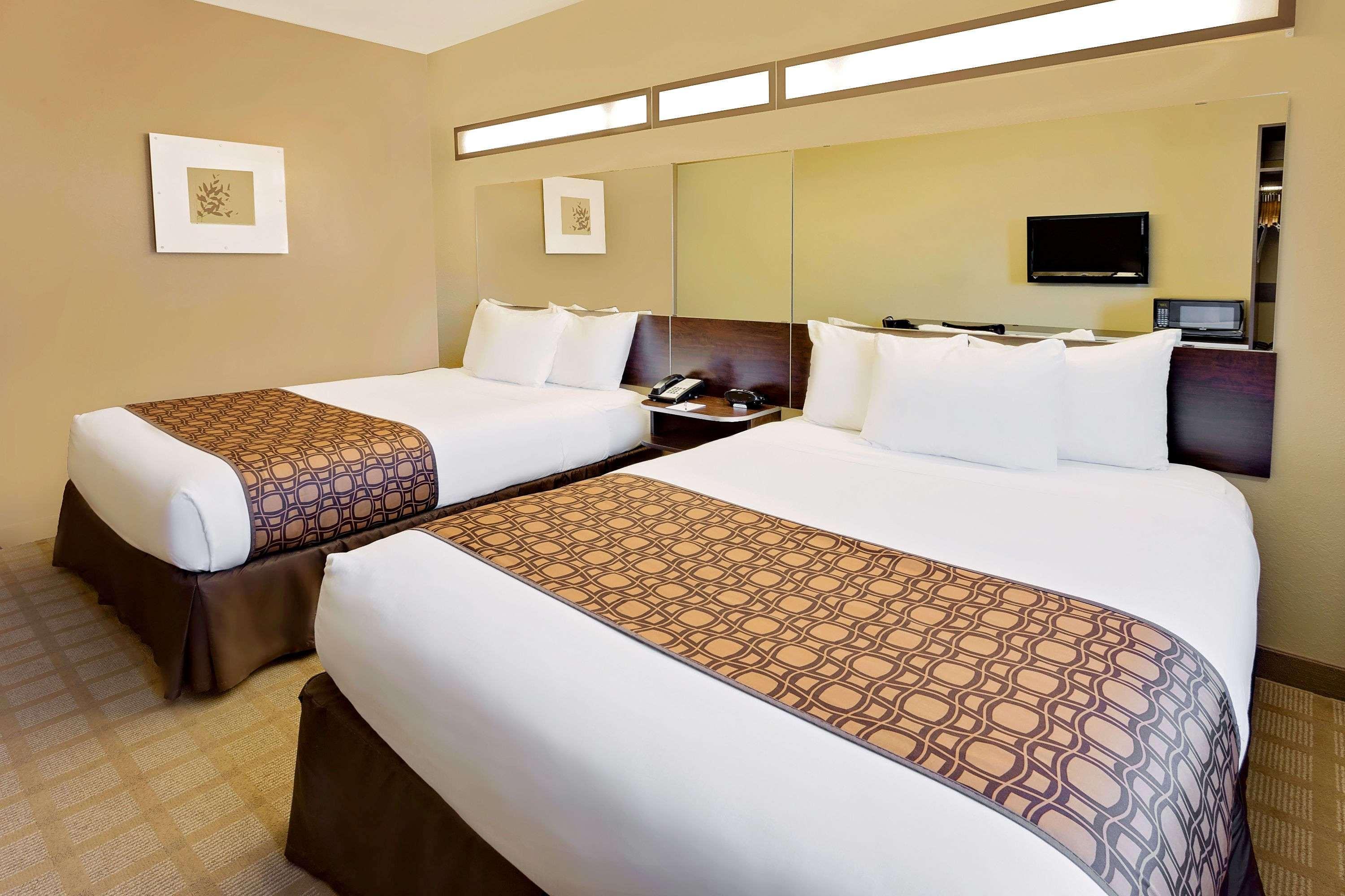 Microtel Inn&Suites by Wyndham Prairie du Chien Extérieur photo