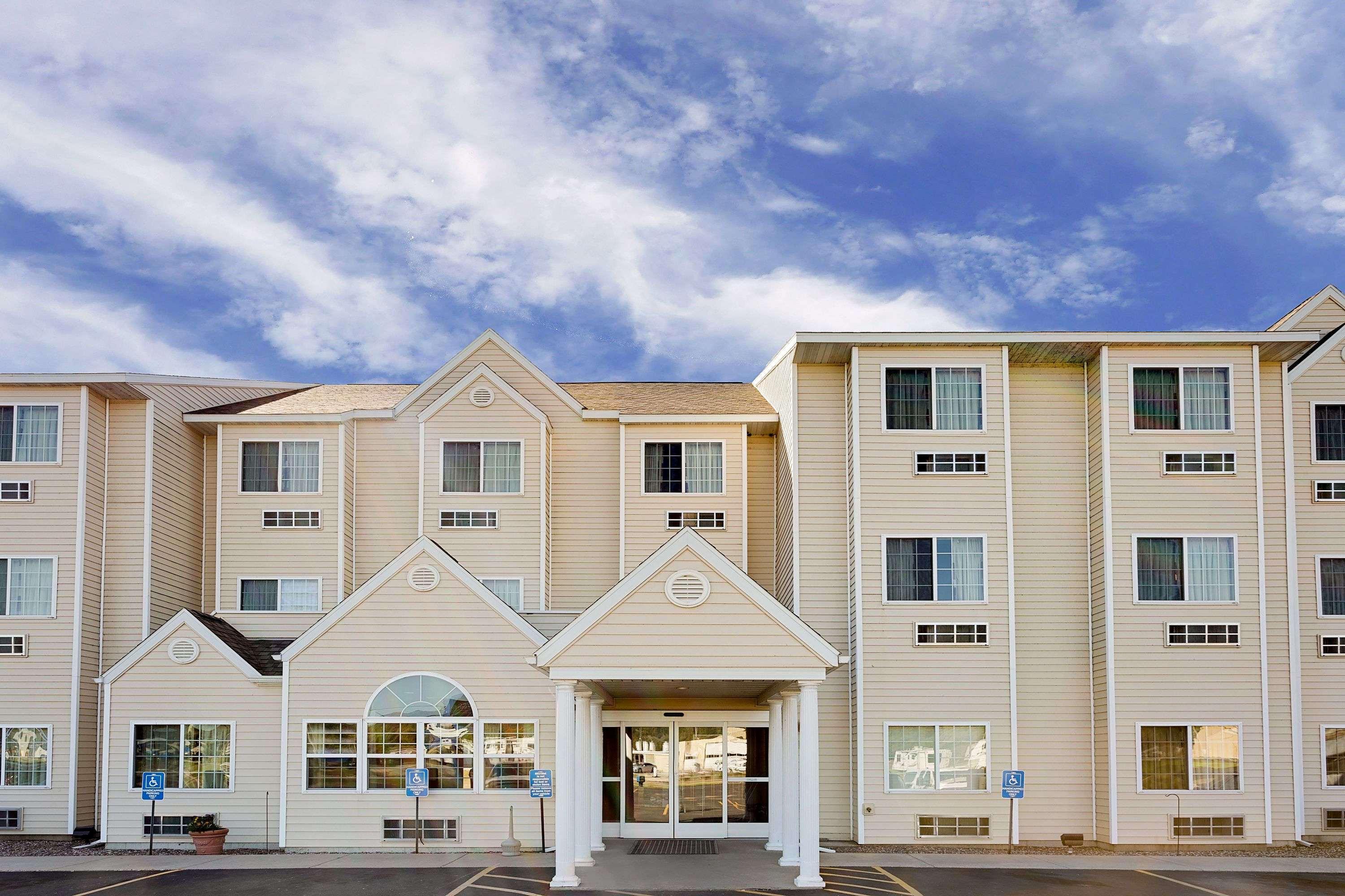 Microtel Inn&Suites by Wyndham Prairie du Chien Extérieur photo