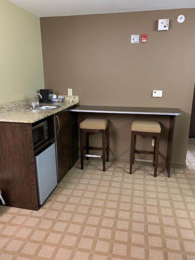 Microtel Inn&Suites by Wyndham Prairie du Chien Extérieur photo